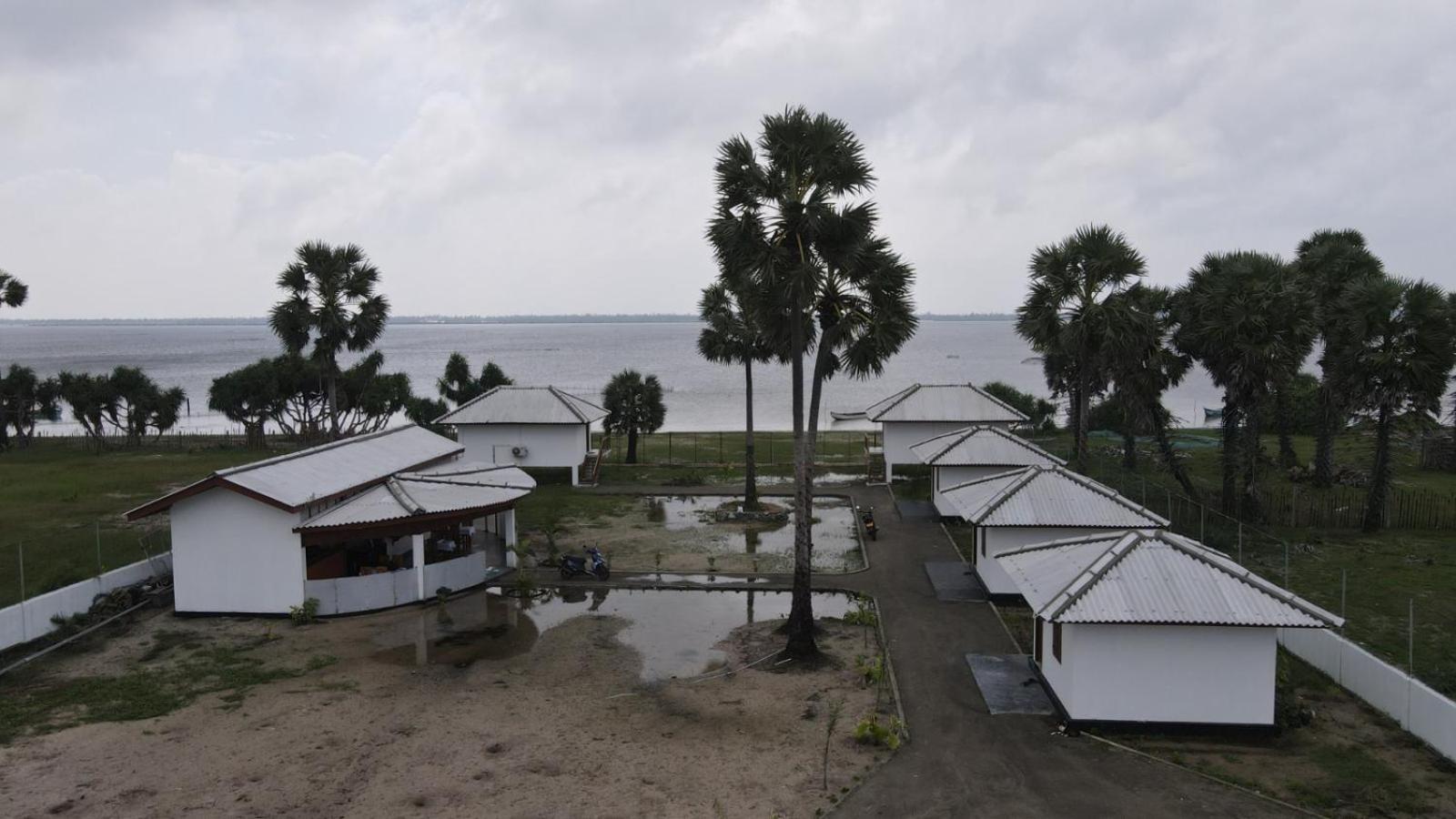Palm Beach Resort Ceylon จาฟนา ภายนอก รูปภาพ